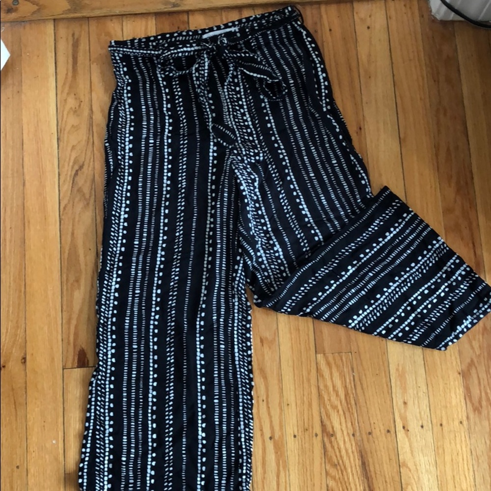 Flowing elephant pants in black and white